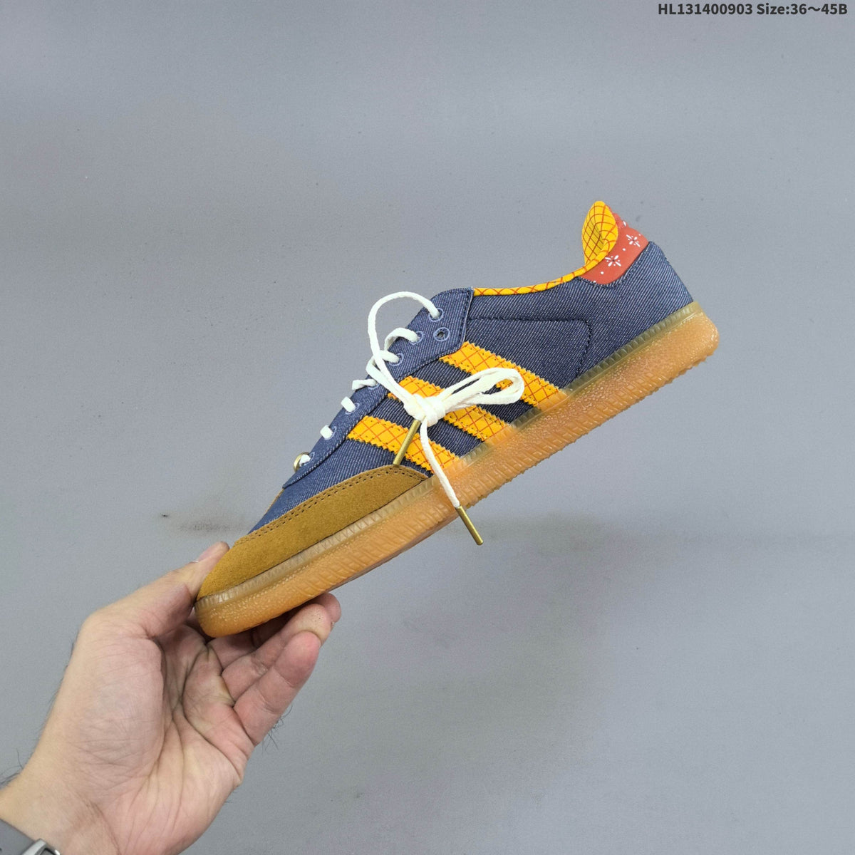 Adidas Originals Samba Sneakers in Blue and Gold LA3985 - product image from the listing.