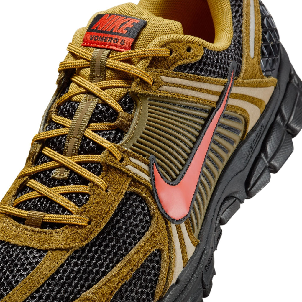 Men's Nike Zoom Vomero 5 "Premium Olive" - - product image from the listing.