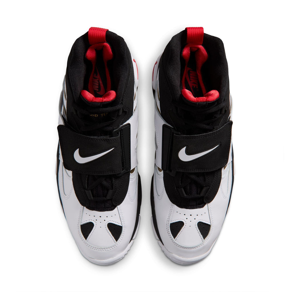 Men's Nike Air Diamond Turf II Cross-Trainer Shoes - product image from the listing.