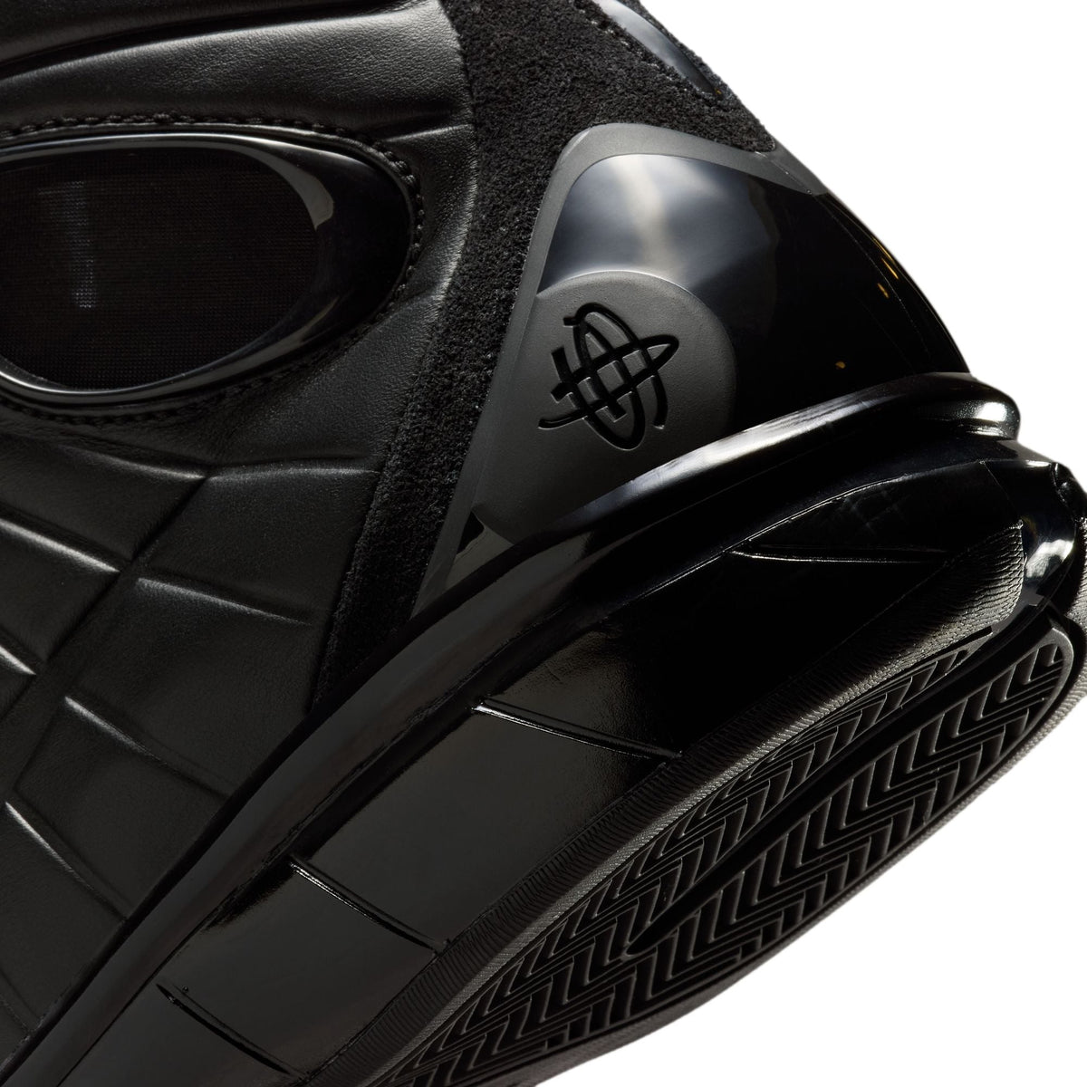 Men's Nike Air Zoom Huarache 2K4 OT Basketball Shoes "Black" - product image from the listing.