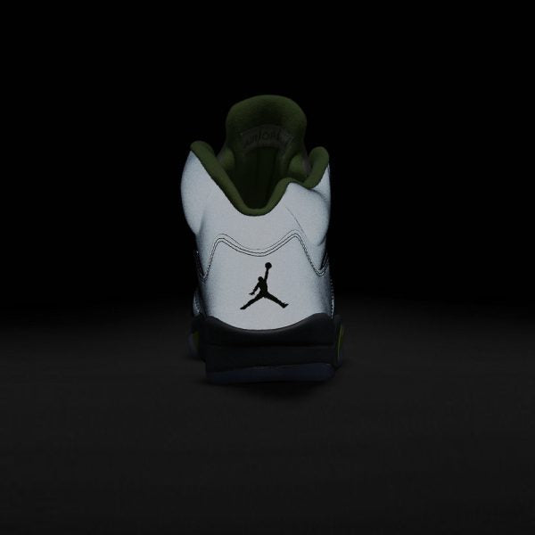 Retro"Green Bean 2022′′ - Air Jordan 5 - product image from the listing.