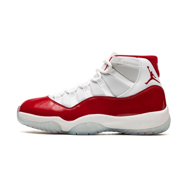 "Cherry 2022" AIR JORDAN 11 - product image from the listing.