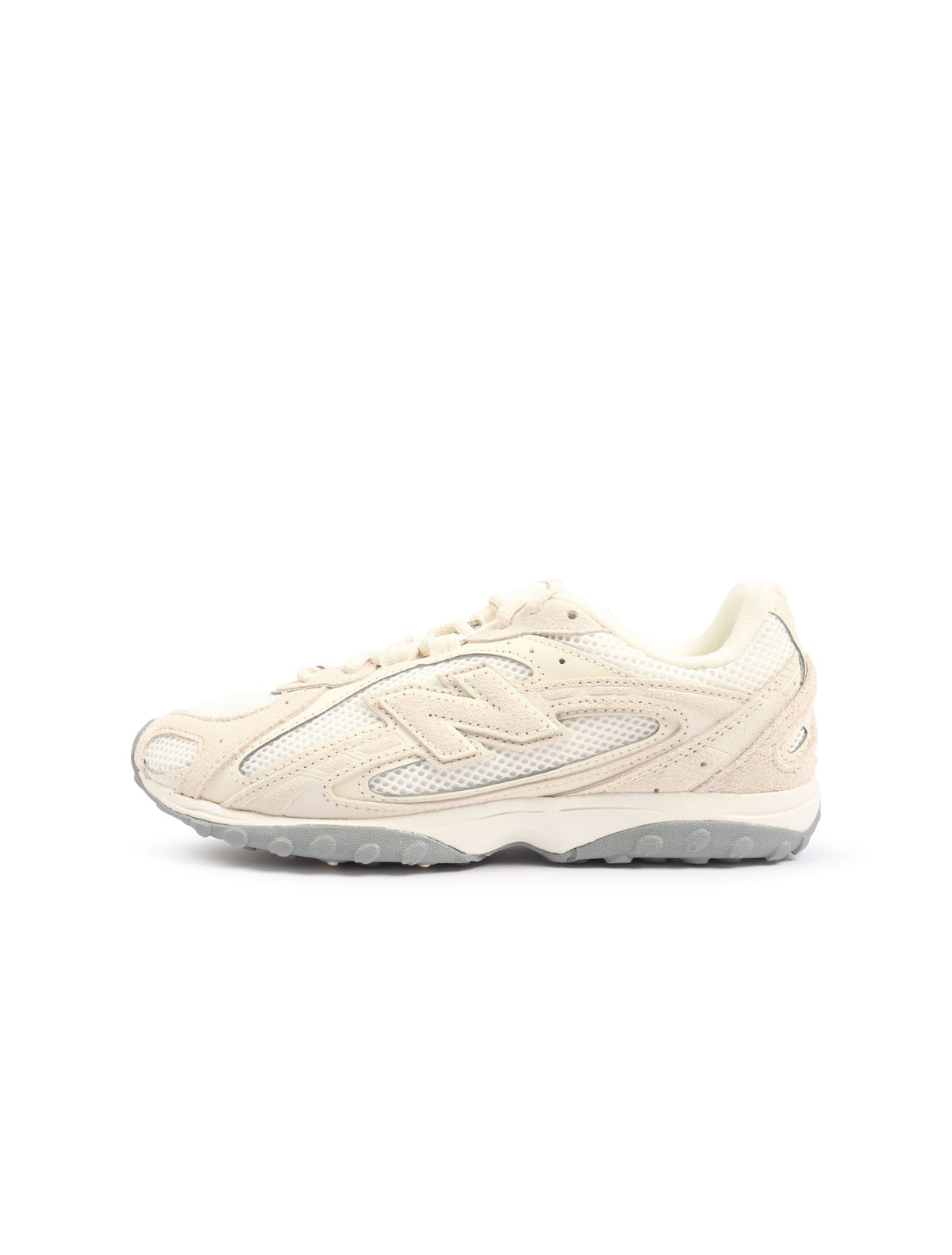 Women's New Balance 204L - Beige - product image from the listing.