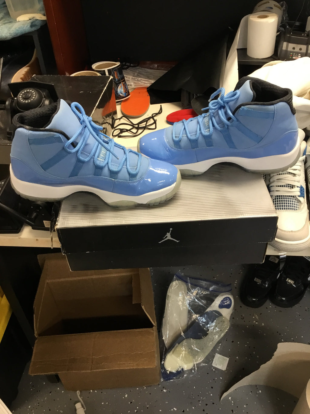 Men's Air Jordan 11 Retro "Pantone" - Size 11.5 - Pre-Owned (No Box) - product image from the listing.