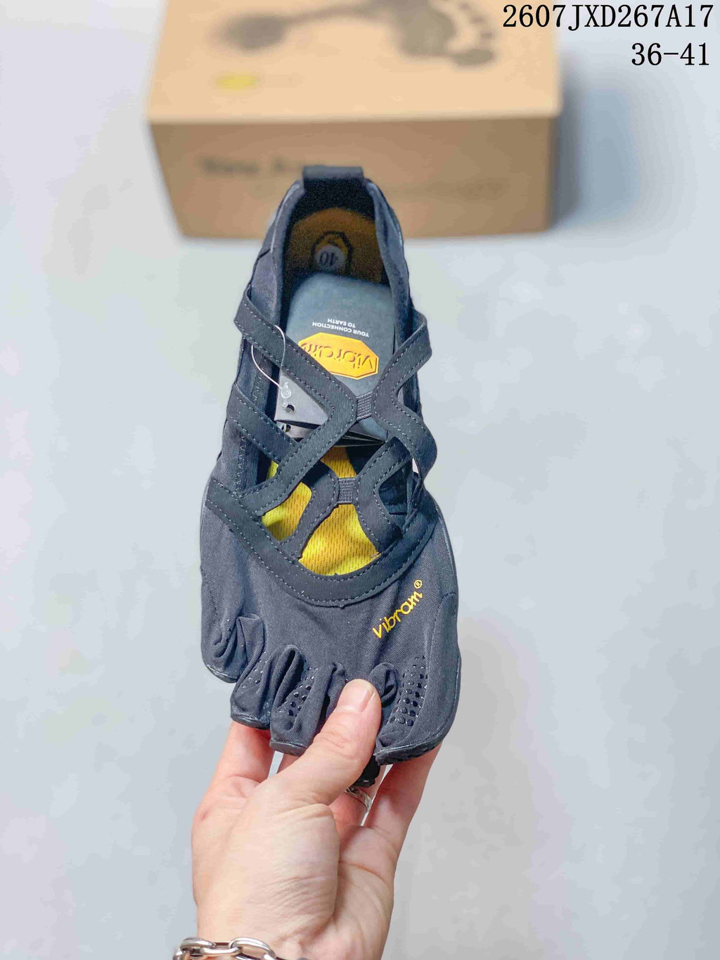 Vibram Five-Finger Training Sneakers in Black Yellow 2607JXD267A17 - product image from the listing.