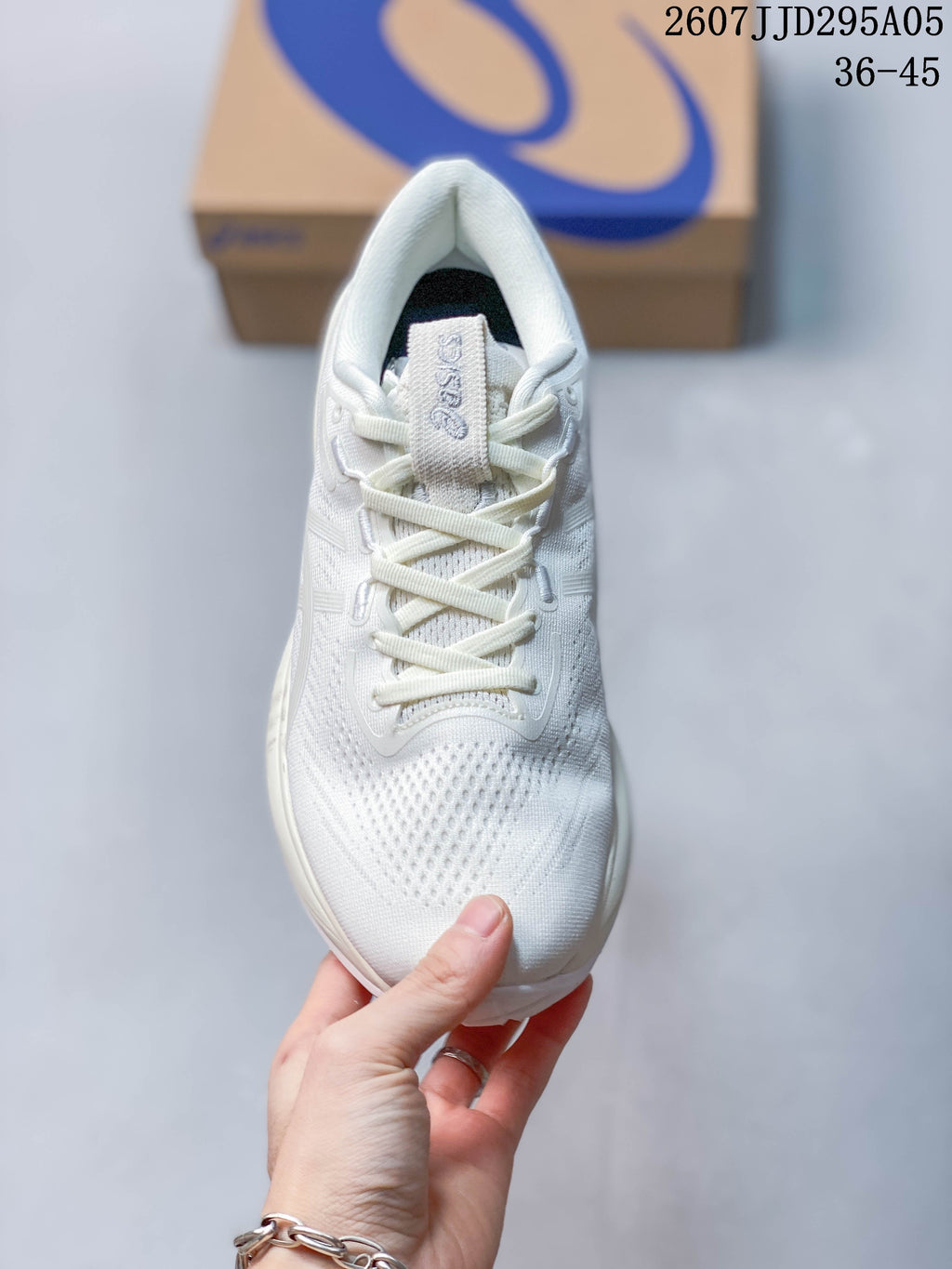 ASICS Gel-C Running Shoes in White JD295A05 - product image from the listing.