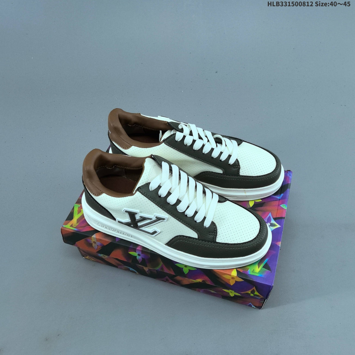 Louis Vuitton Trainer Low-Cut Sneakers - product image from the listing.