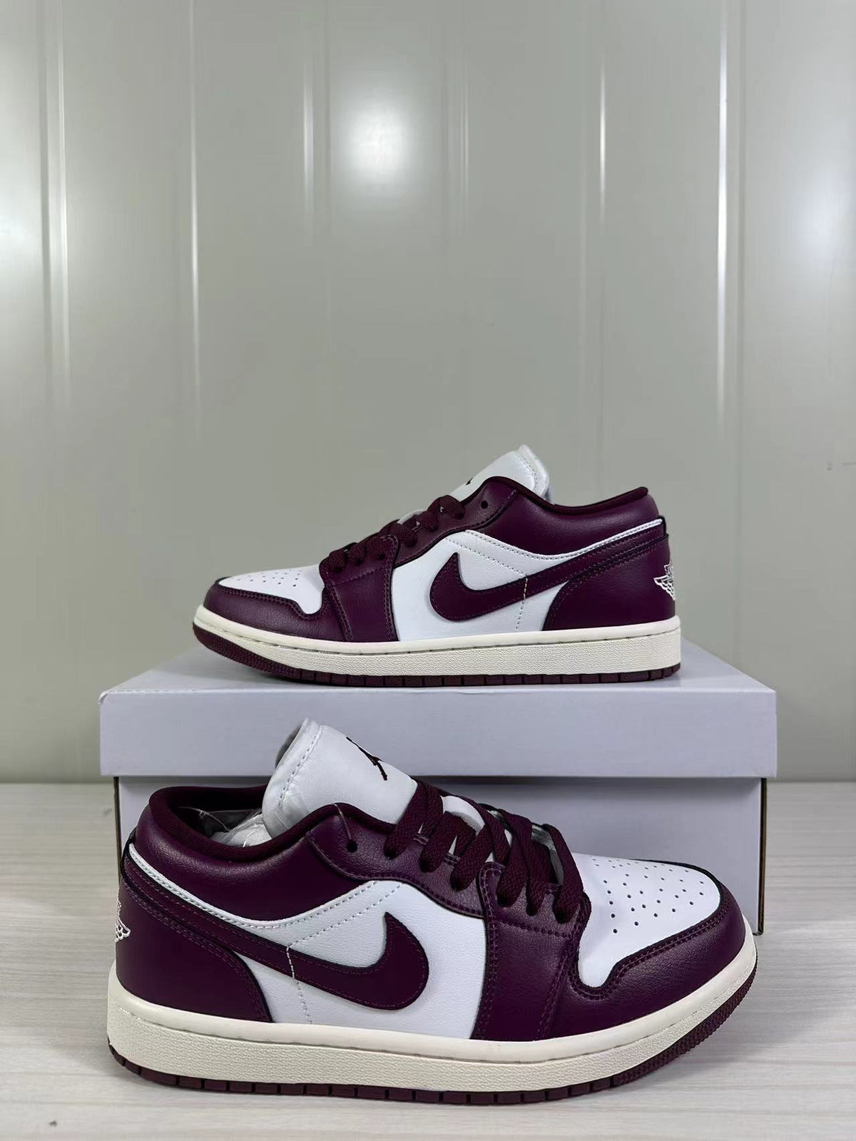 Air Jordan 1 Low Bordeaux White DC0774-161 - product image from the listing.