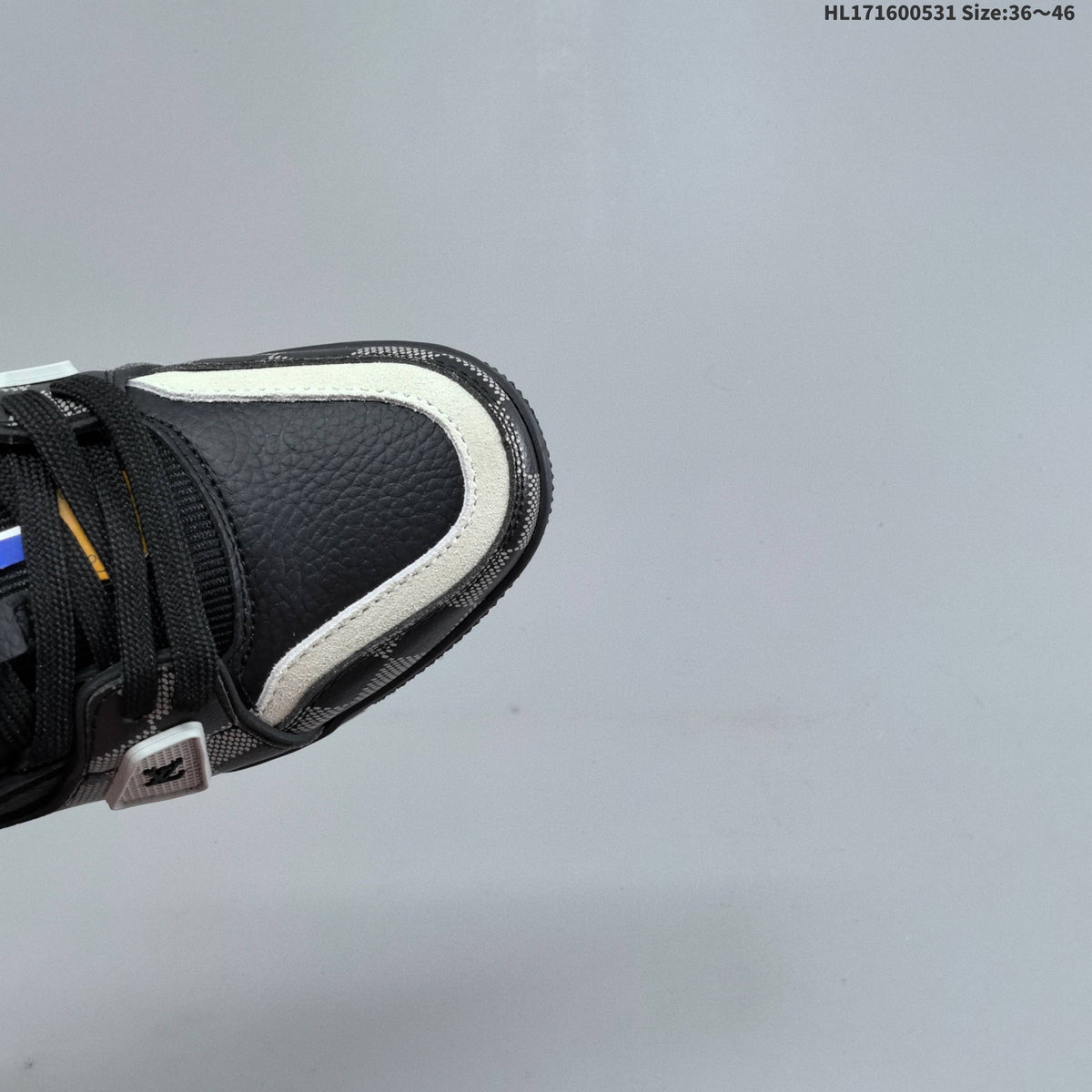 Louis Vuitton Black and Gray Checkerboard Low-Cut Sneakers - product image from the listing.