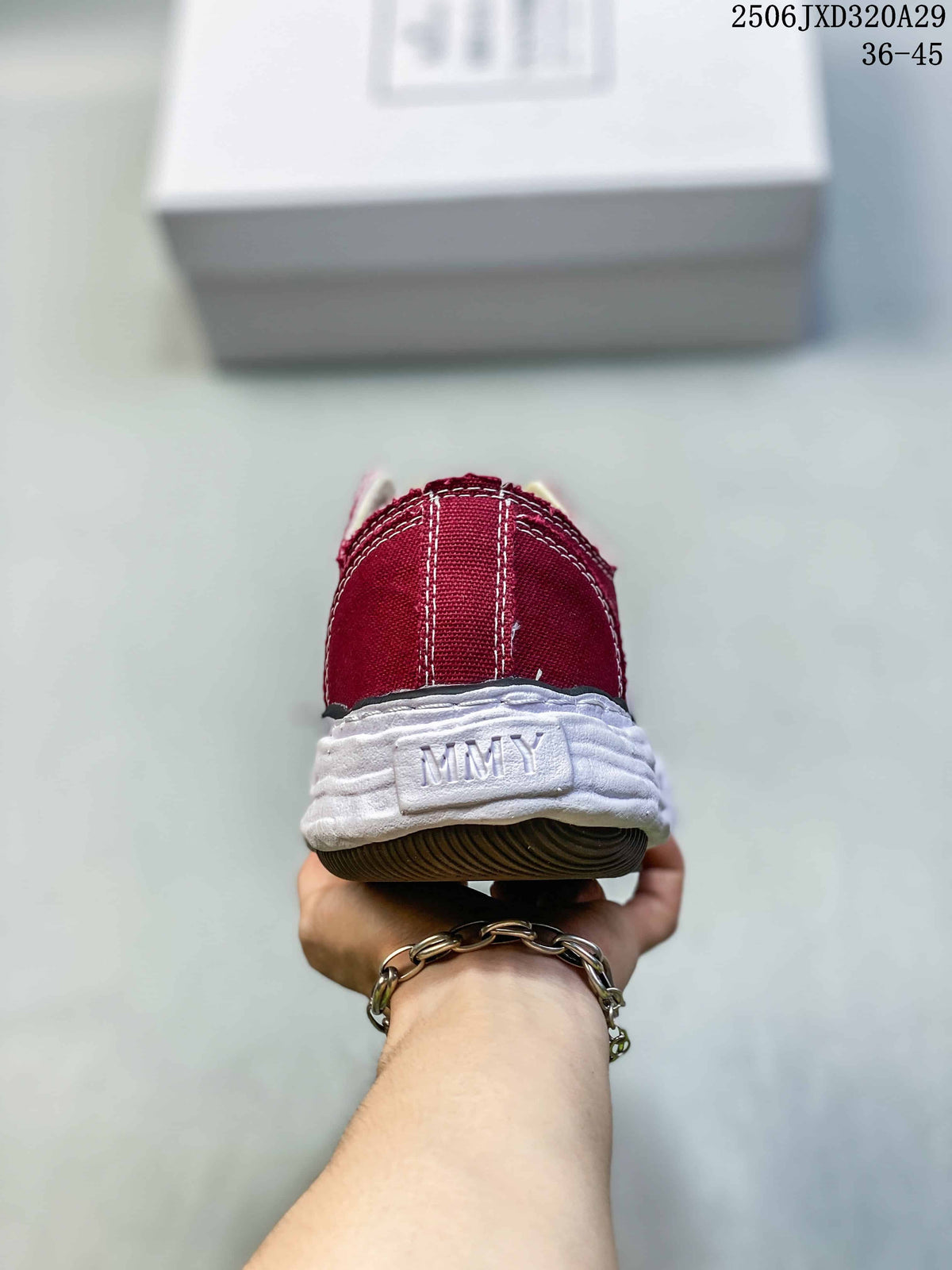 MMY Blakey Sneakers in Red 2506JXD320A29 - product image from the listing.