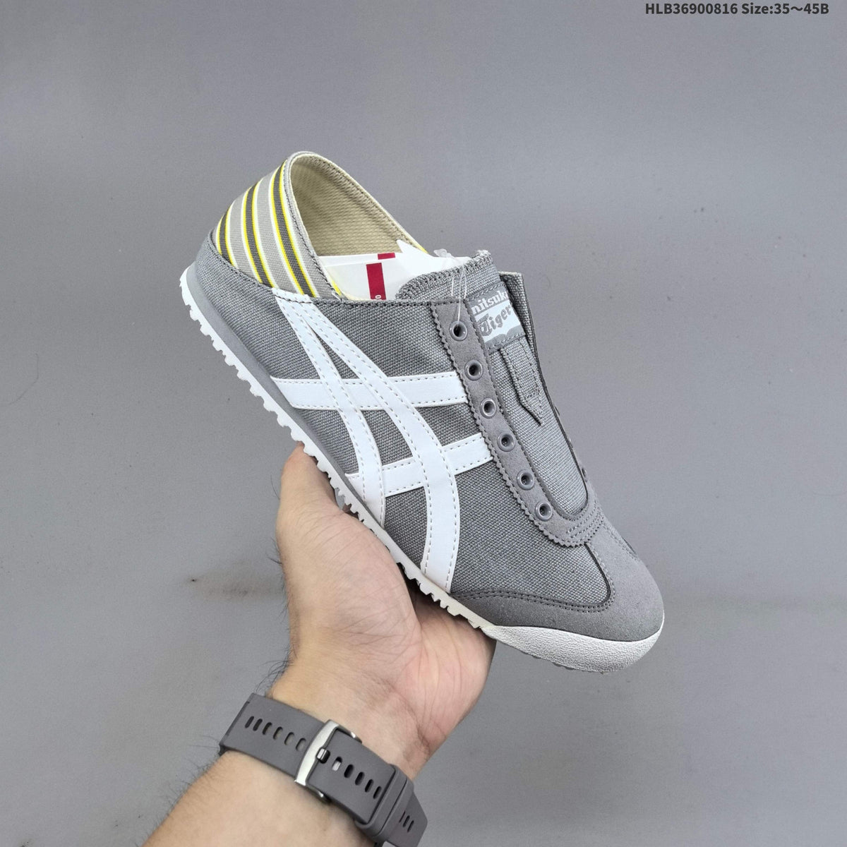 Onitsuka Tiger Mexico 66 SD Paraty Slip-On Trainers - product image from the listing.
