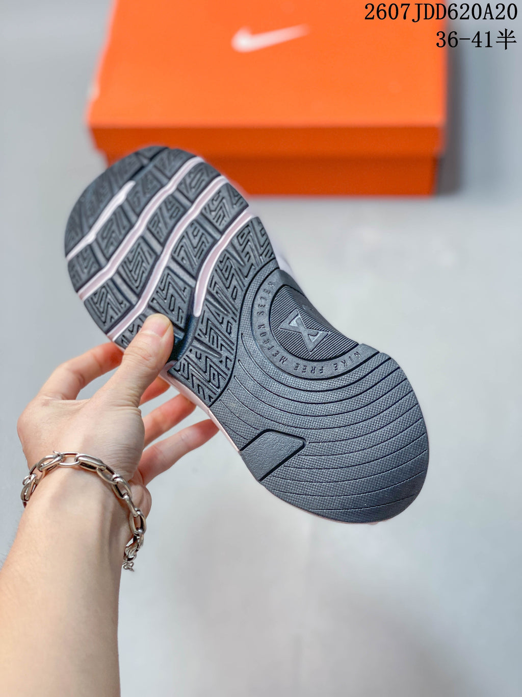 Nike Free Metcon 7 Training Shoes in Pink White 2607JDD620A20 - product image from the listing.