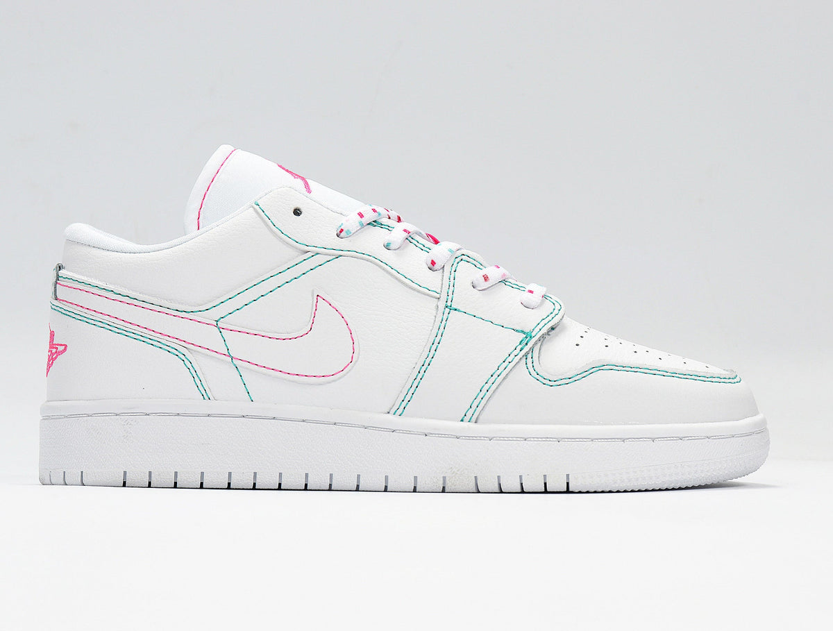 White Pink Sneakers Style - Jordan 1 Low 554723-101 - product image from the listing.
