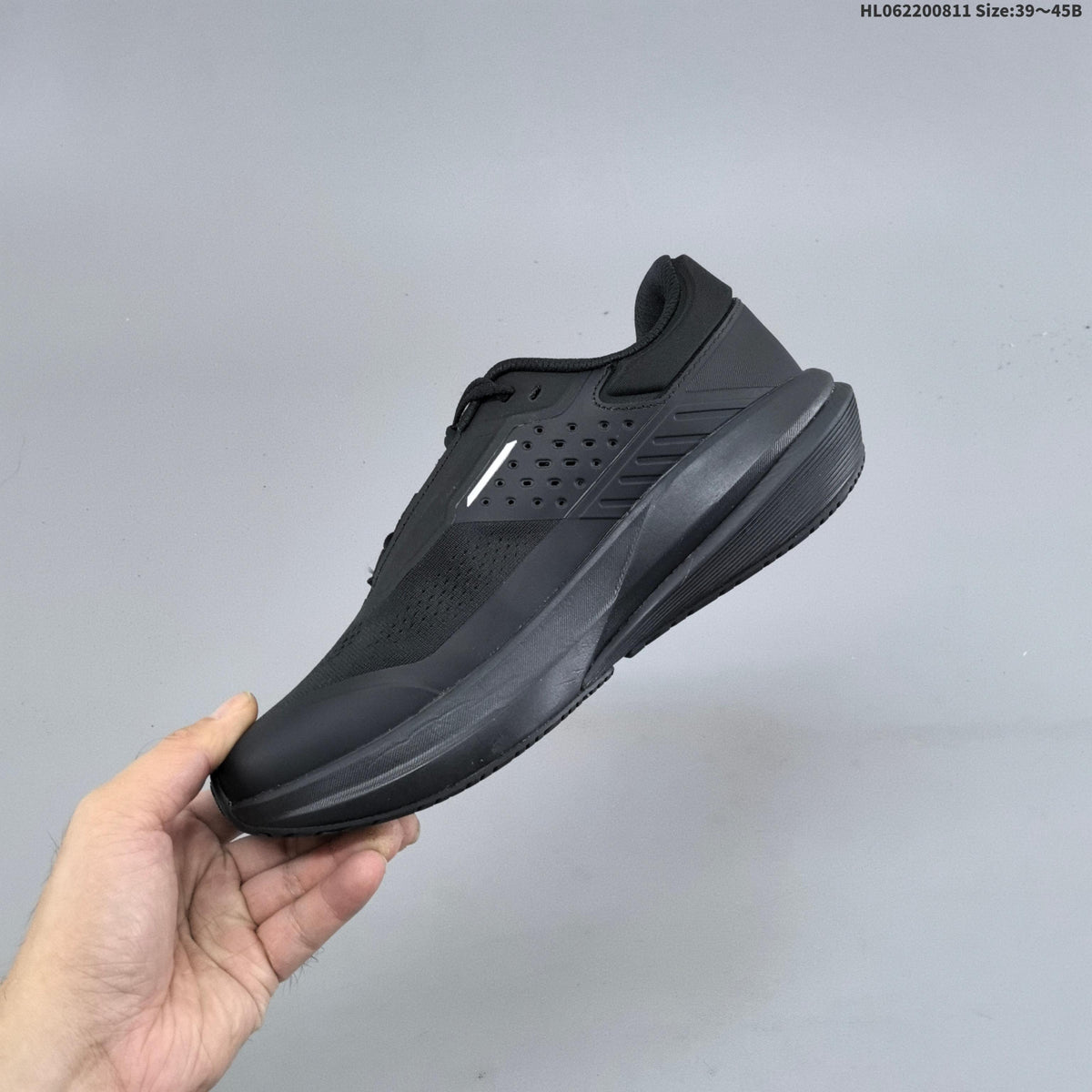 DESCENTE D/F RIDE Black Low-Top Sneakers for Running - product image from the listing.