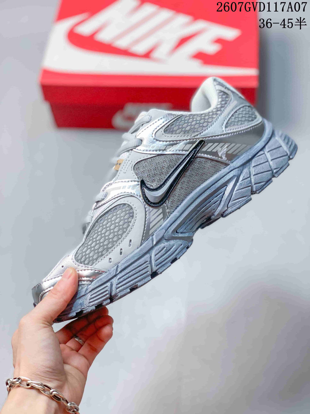 Nike V5 RNR Running Sneakers in Silver Gray 2607GVD117A07 - product image from the listing.