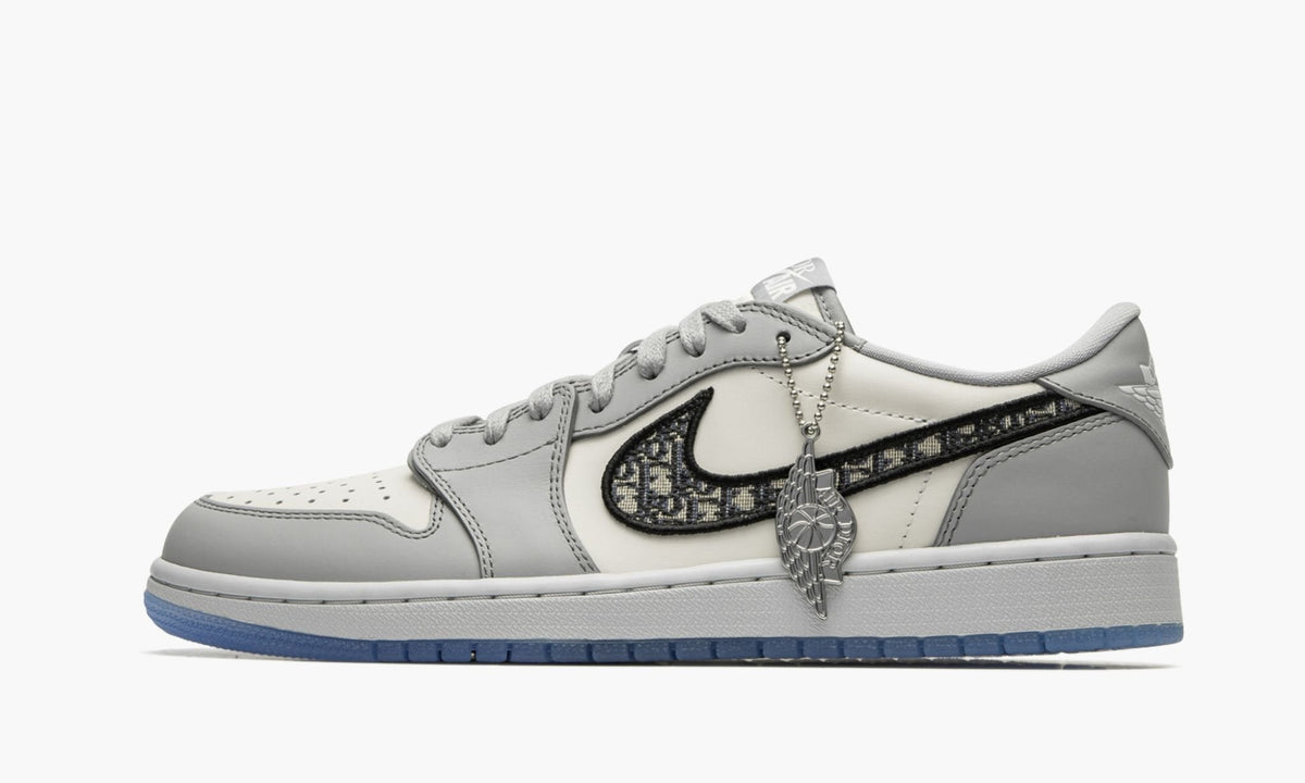 Dior - Air Jordan 1 Low - product photo shown in the listing for this item.