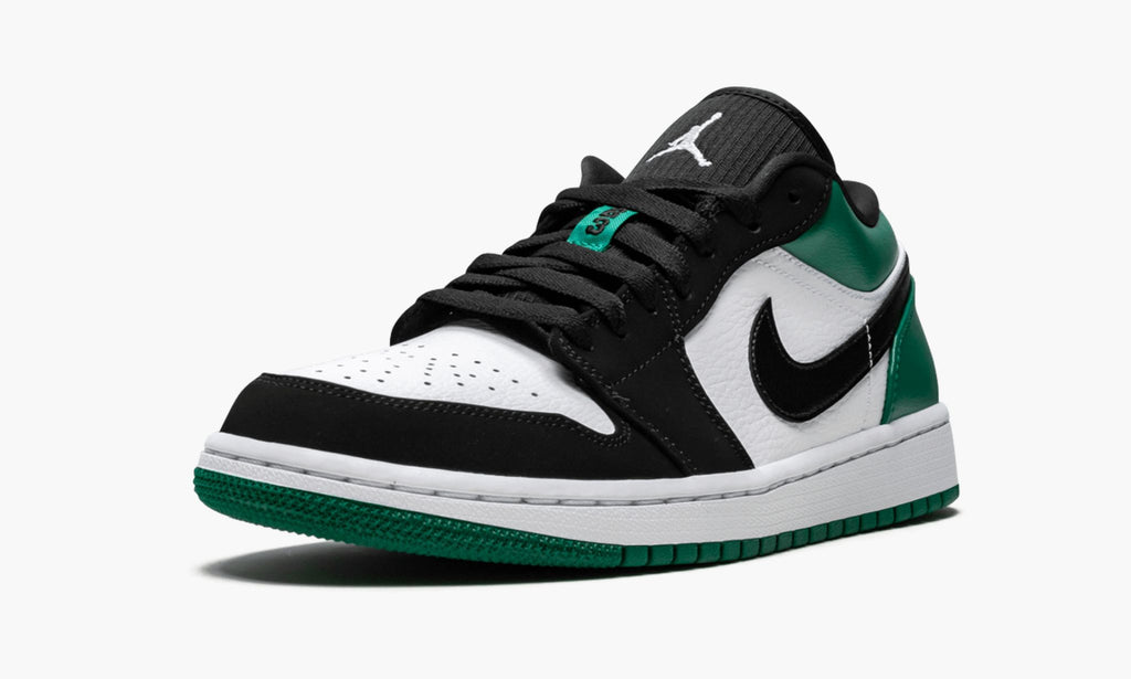 Air Jordan 1 Low Mystic in Green - product image from the listing.