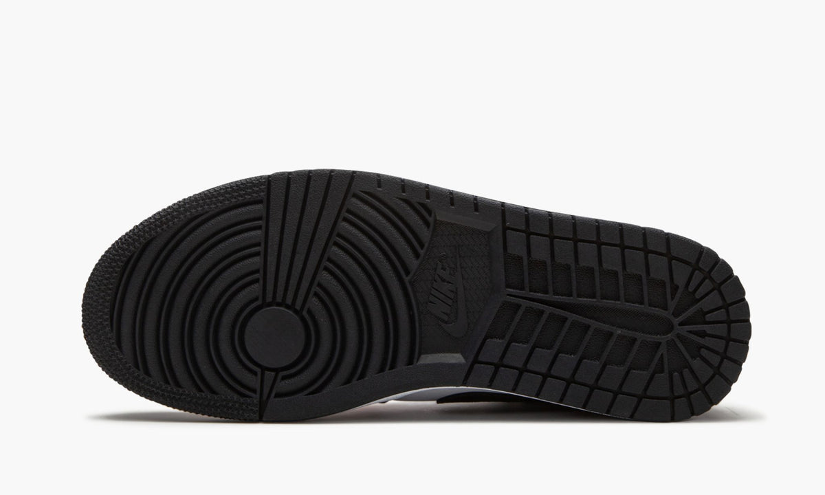 "Nothing But Net" Air Jordan 1 Low SE - product image from the listing.