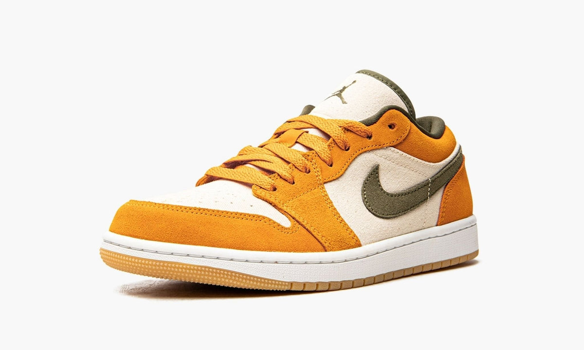 Light Curry - Air Jordan 1 Low SE - product image from the listing.
