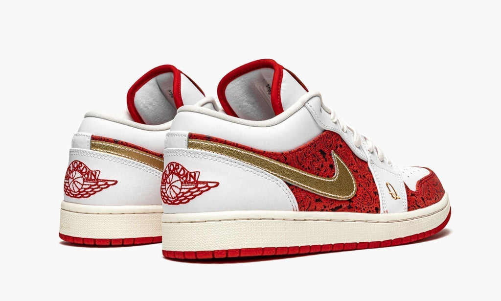Spades - Air Jordan 1 Low SE - product image from the listing.