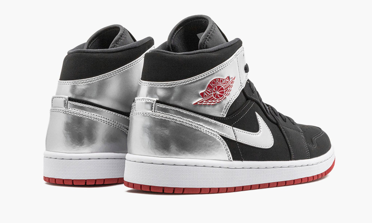 "Johnny Kilroy" Air Jordan 1 Mid - product image from the listing.