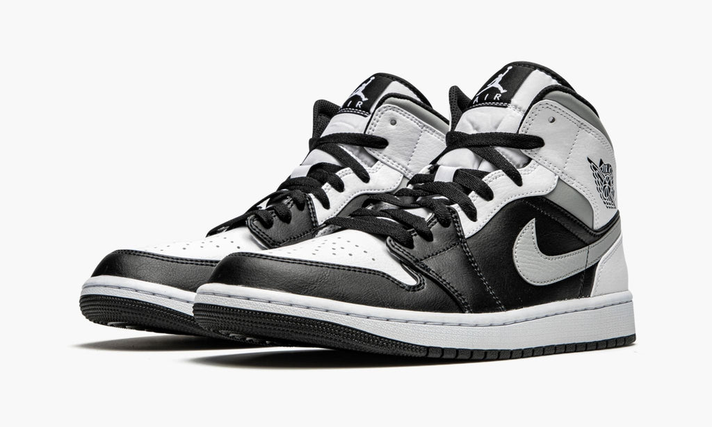 "White Shadow" Air Jordan 1 Mid - product image from the listing.