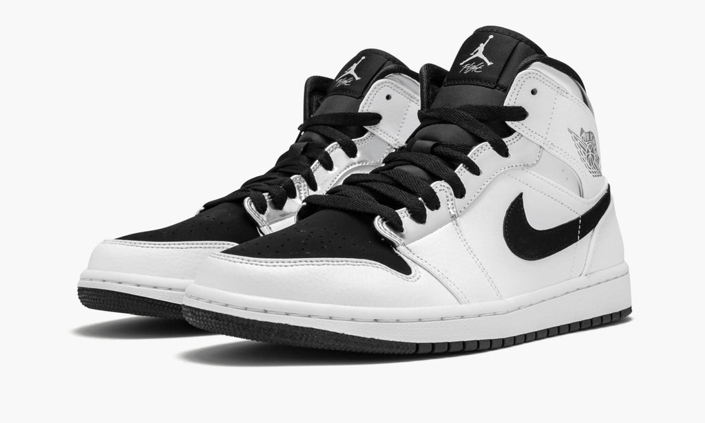 Alternate Think 16 - Air Jordan 1 Mid - product image from the listing.