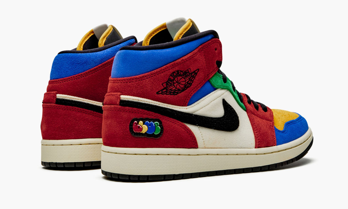 Fearless - Air Jordan 1 Mid Blue The Great - product image from the listing.