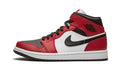 Chicago Black Toe - Air Jordan 1 Mid - product image from the listing.