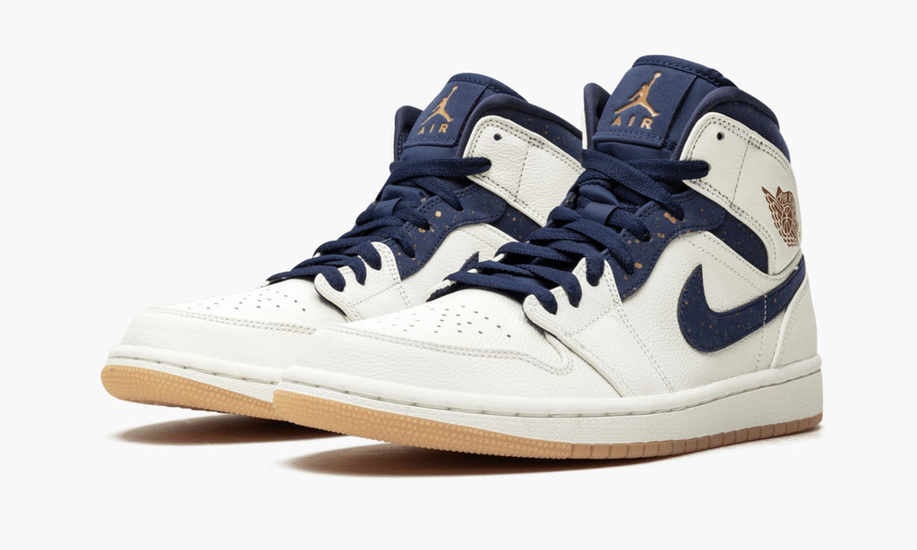Jeter - Air Jordan 1 Mid - product photo shown in the listing for this item.