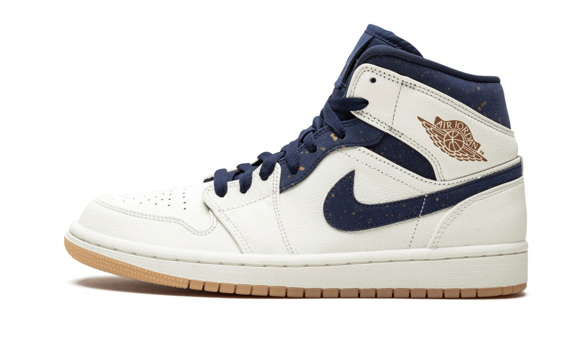 Jeter - Air Jordan 1 Mid - product photo shown in the listing for this item.