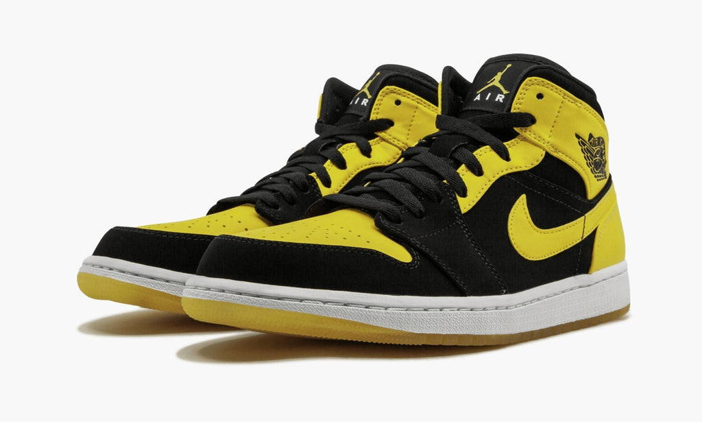 New Love 2017 Release - Air Jordan 1 Mid - product image from the listing.