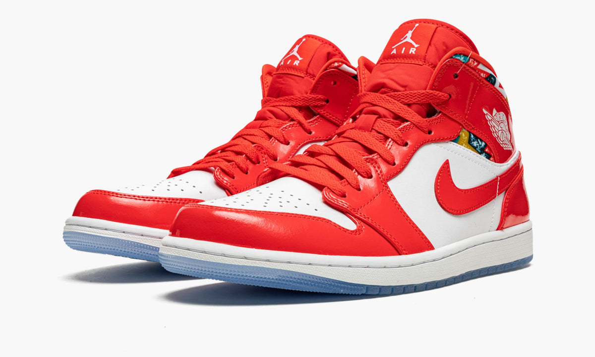 Barcelona Sweater - Air Jordan 1 MID SE - product image from the listing.