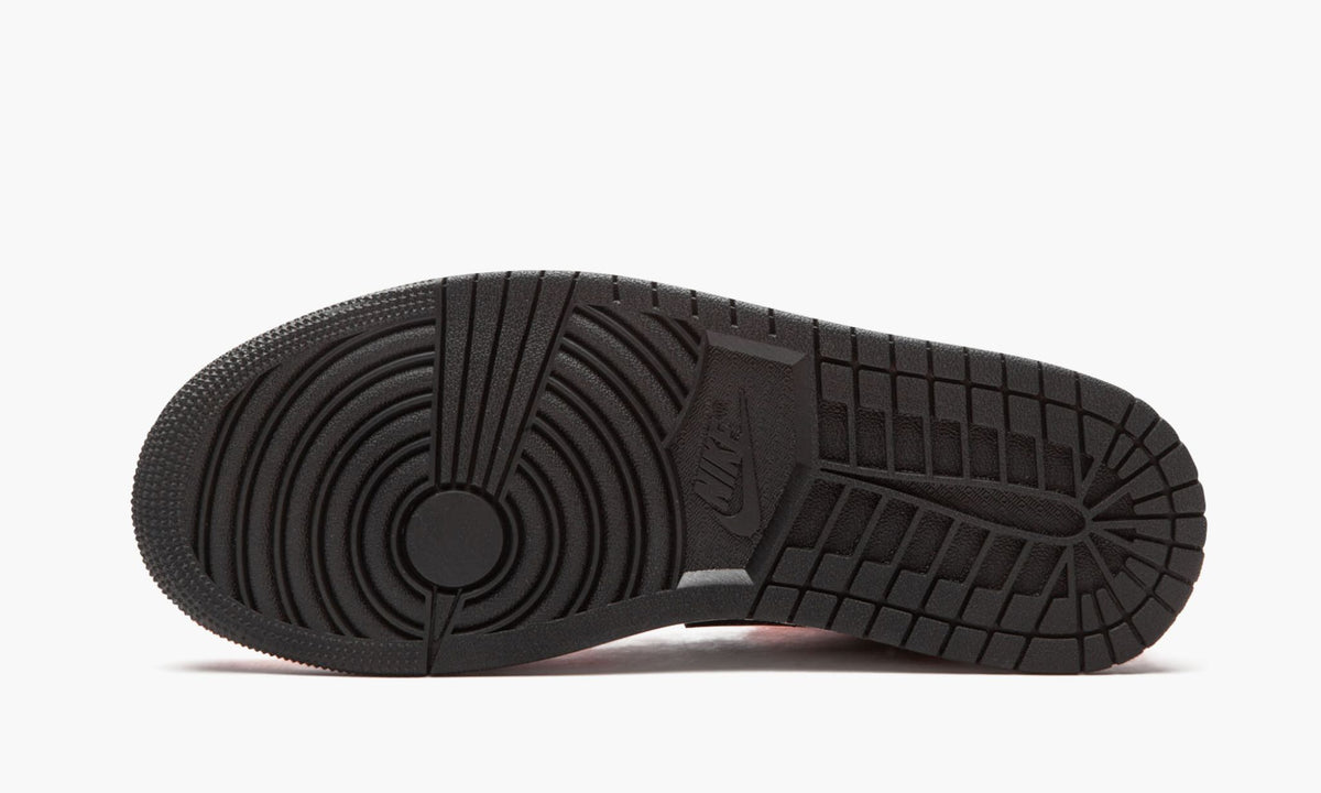 Air Jordan 1 Mid SE Turf in Orange - product image from the listing.