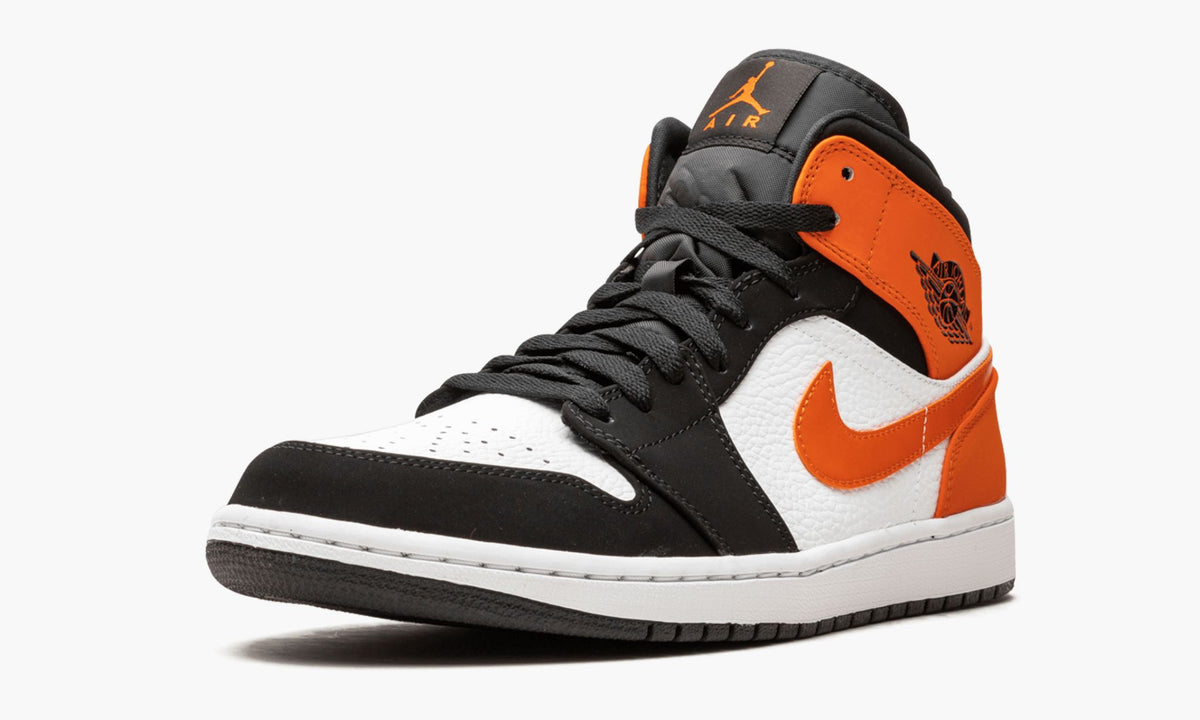 Shattered Backboard - Air Jordan 1 Mid - product image from the listing.