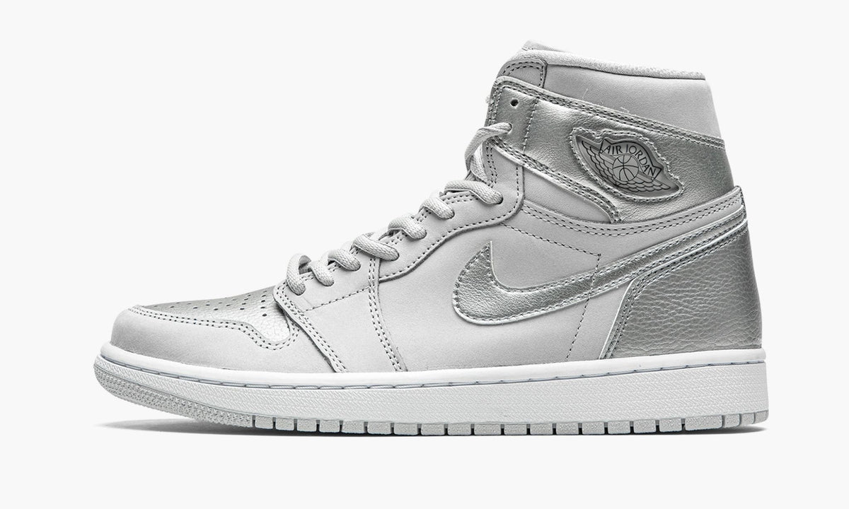 "Metallic Silver" Air Jordan 1 Retro High CO.JP - product image from the listing.