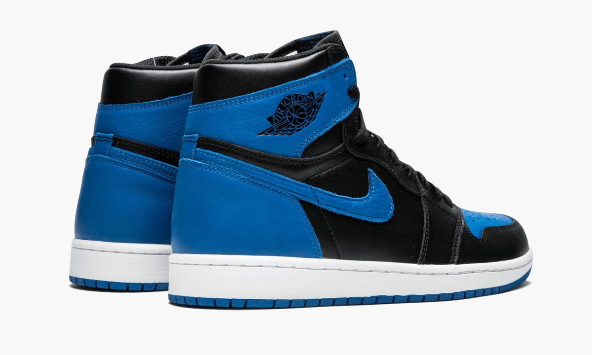 Air Jordan 1 Retro High OG 2017 in Royal - product image from the listing.