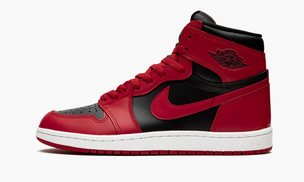 Air Jordan 1 Retro High OG 85 Varsity in Red - product image from the listing.