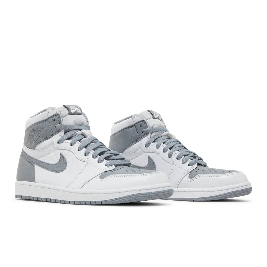 "Stealth" Air Jordan 1 Retro High OG 555088-037 - product image from the listing.