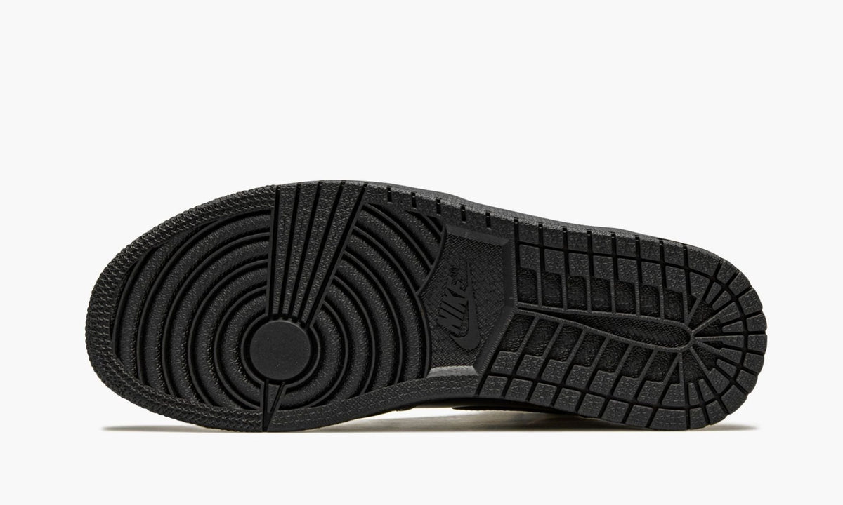 "Black Metallic Gold" Air Jordan 1 Retro High OG - product image from the listing.