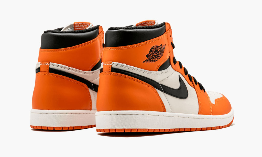 "Reverse Shattered Backboard" Air Jordan 1 Retro High OG - product image from the listing.