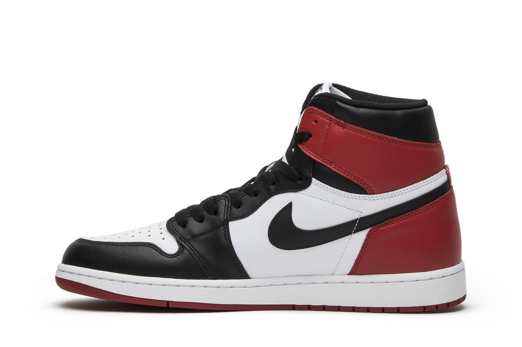 Black Toe - Air Jordan 1 Retro High OG - product image from the listing.
