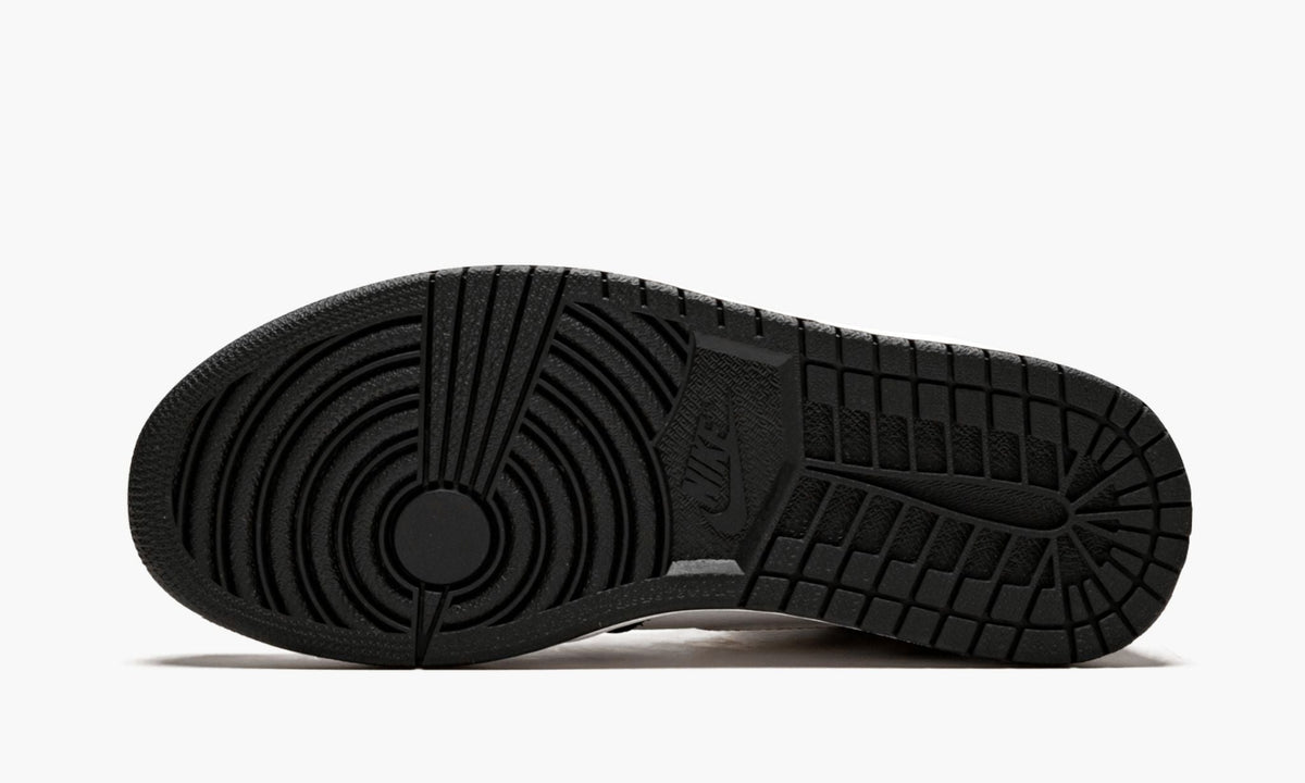 Air Jordan 1 Retro High OG Defiant in Yellow - product image from the listing.