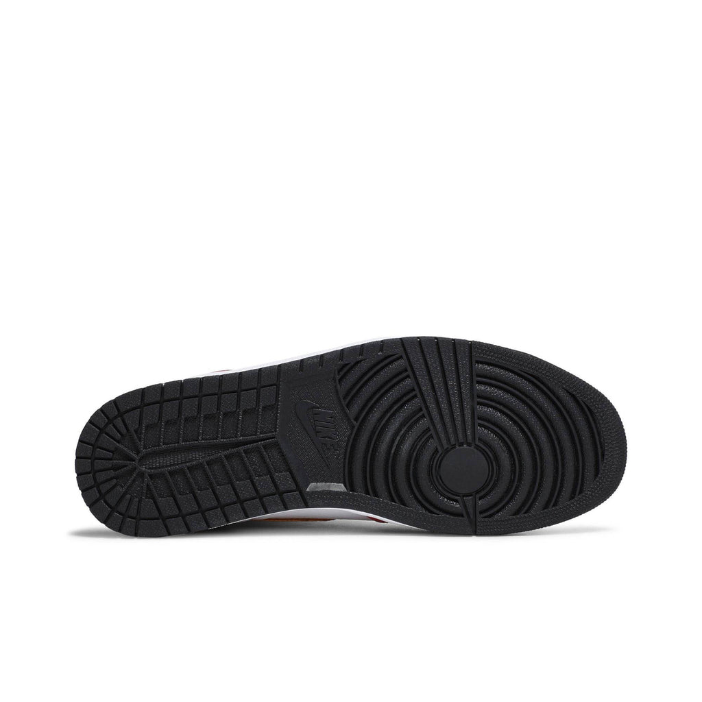 Air Jordan 1 Retro High OG Light Fusion in Red 555088-603 - product image from the listing.