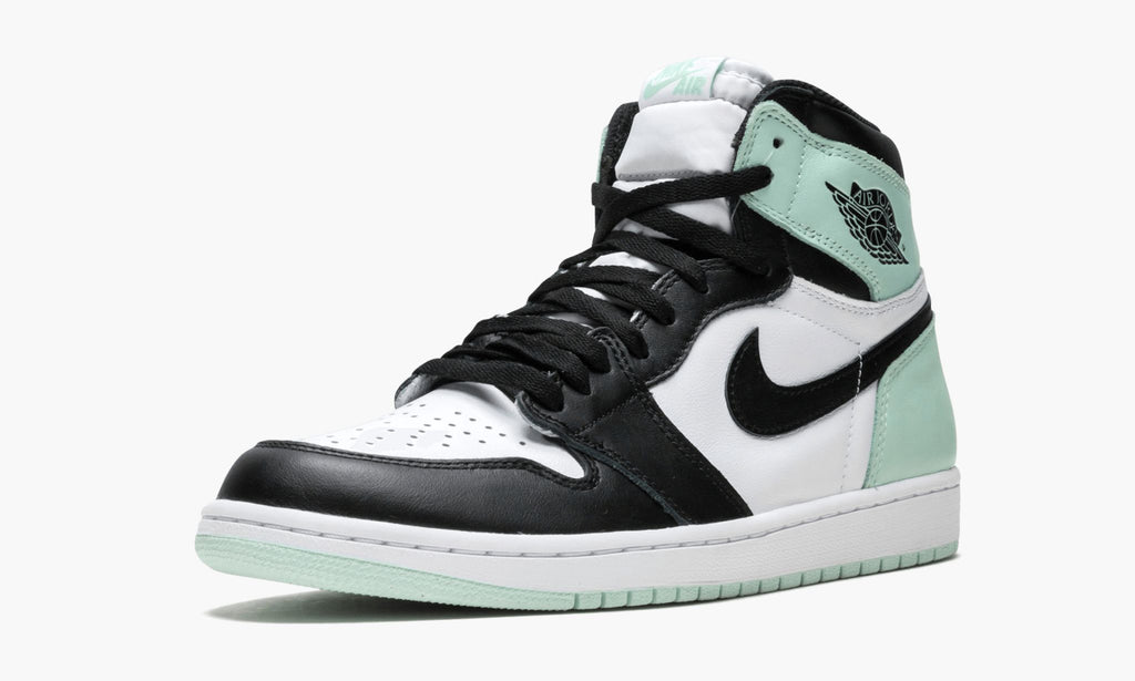 Igloo - Air Jordan 1 Retro High OG NRG - product image from the listing.