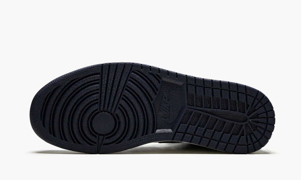 Air Jordan 1 Retro High OG Obsidian/University in Blue - product image from the listing.