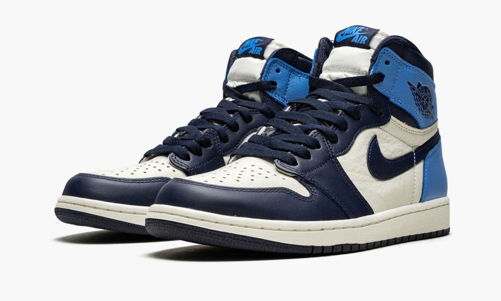 Air Jordan 1 Retro High OG Obsidian/University in Blue - product image from the listing.