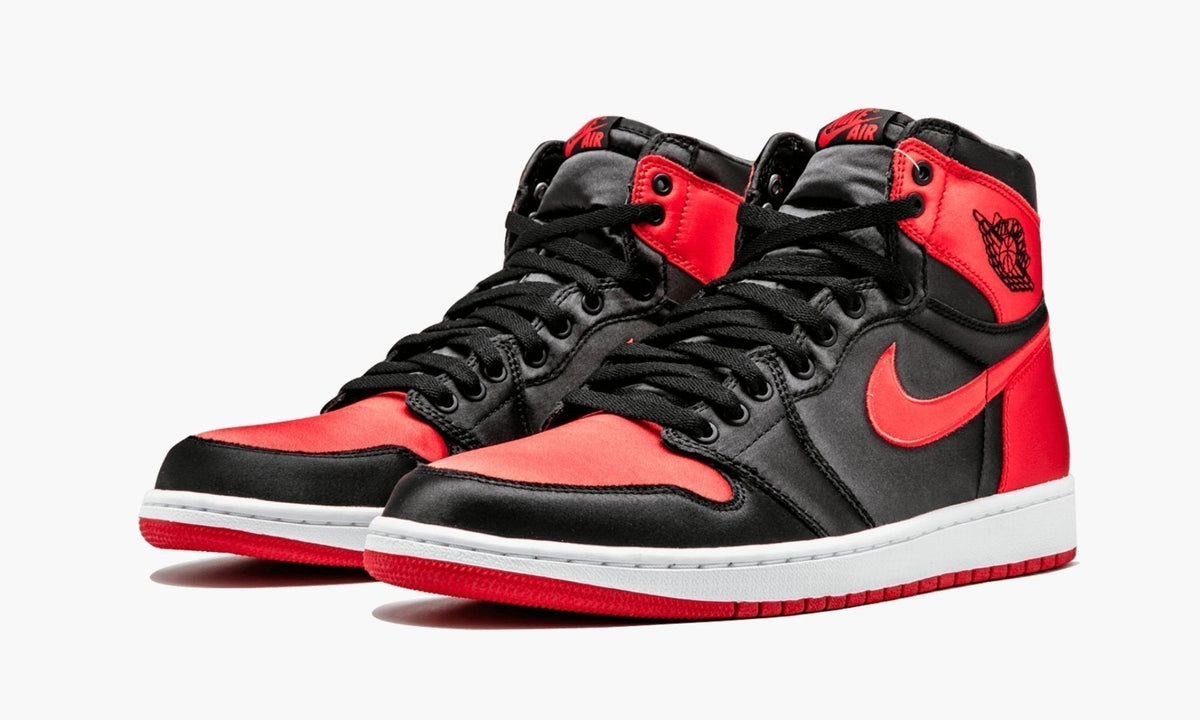 "Satin" Air Jordan 1 Retro High OG SE - product image from the listing.