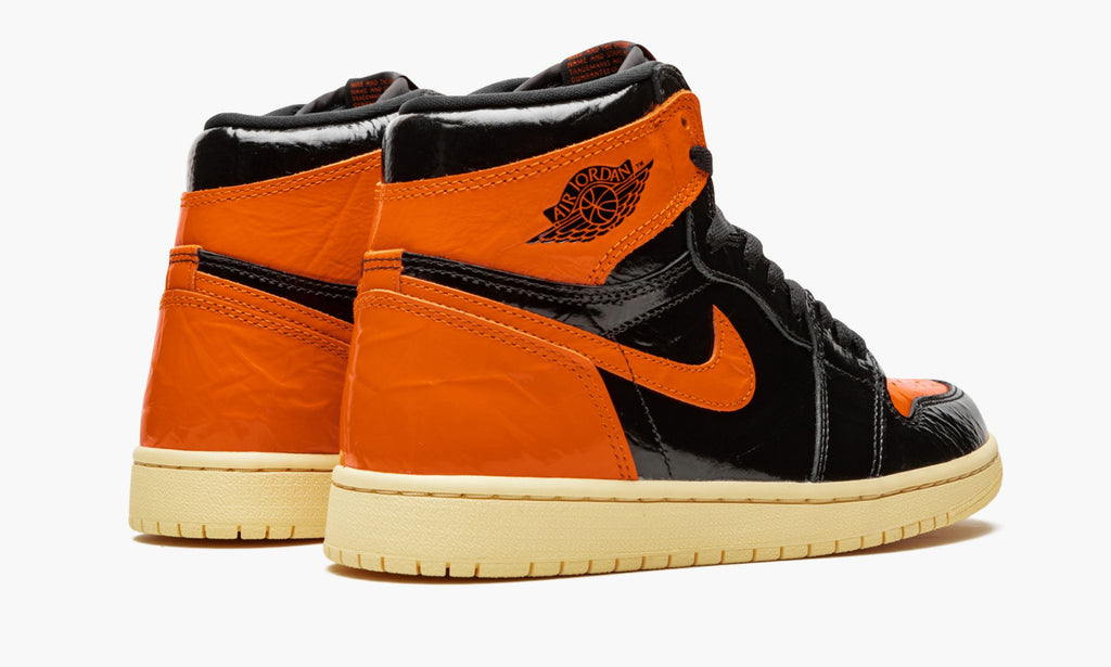 Shattered Backboard 3.0 - Air Jordan 1 Retro High OG - product image from the listing.