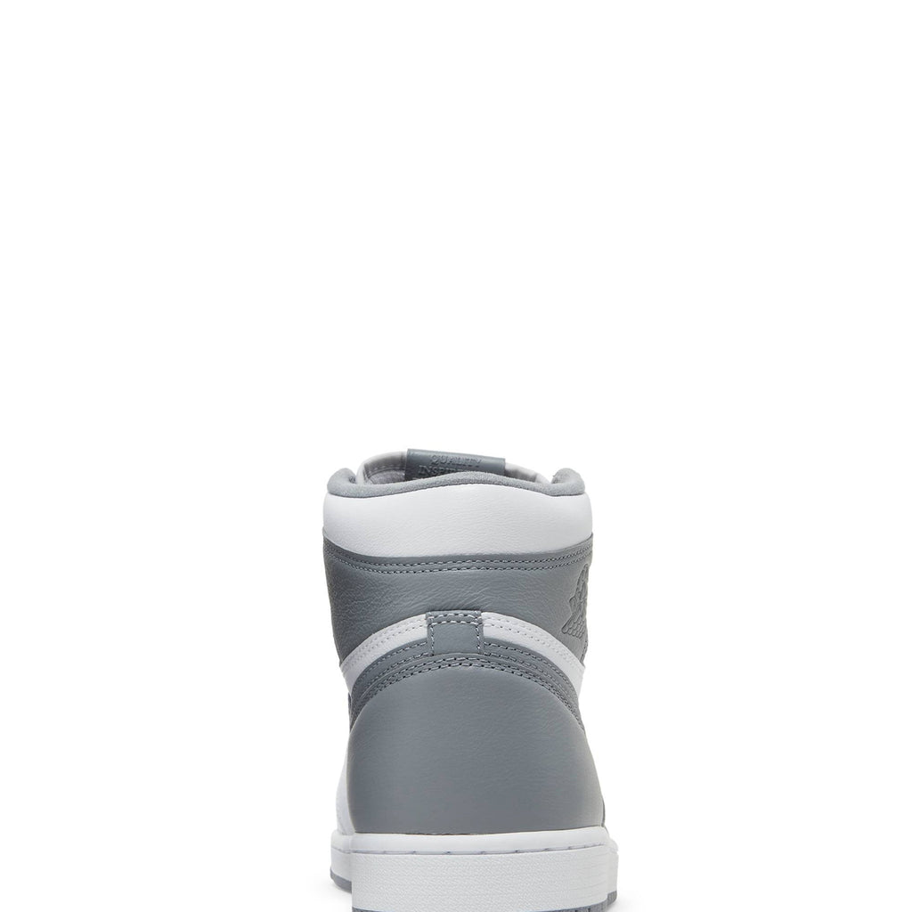 Stealth - Air Jordan 1 Retro High OG 555088-037 - product image from the listing.